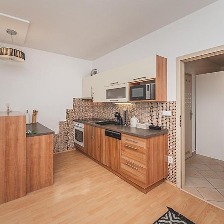 °°°Carolina'S Modern Apartment °°° Hradec Králové Buitenkant foto